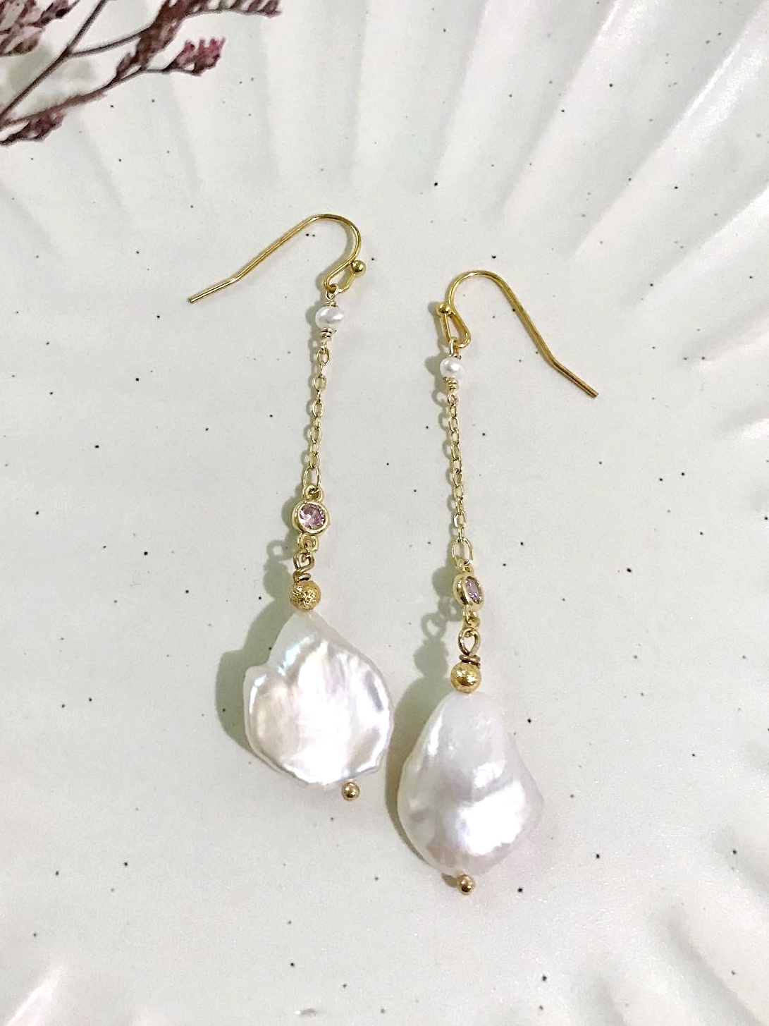 洗鍊粉鋯巴洛克珍珠耳環 