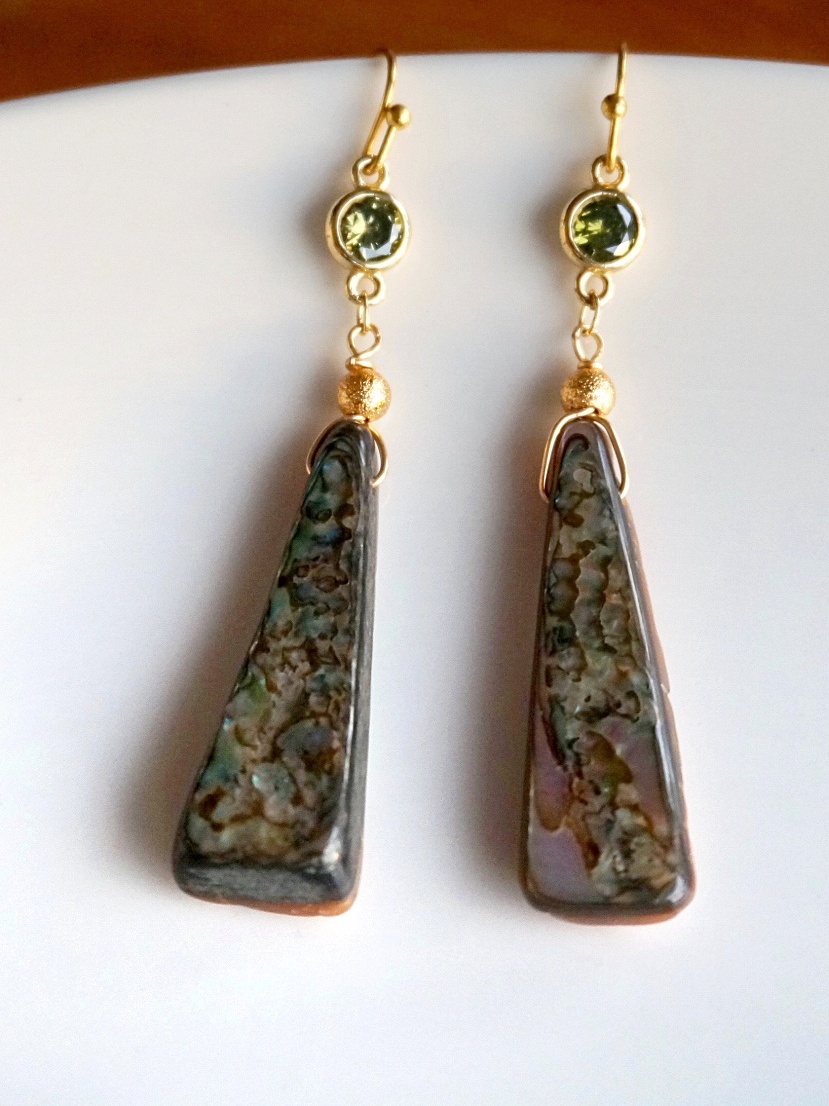 華麗閃耀貝石耳環